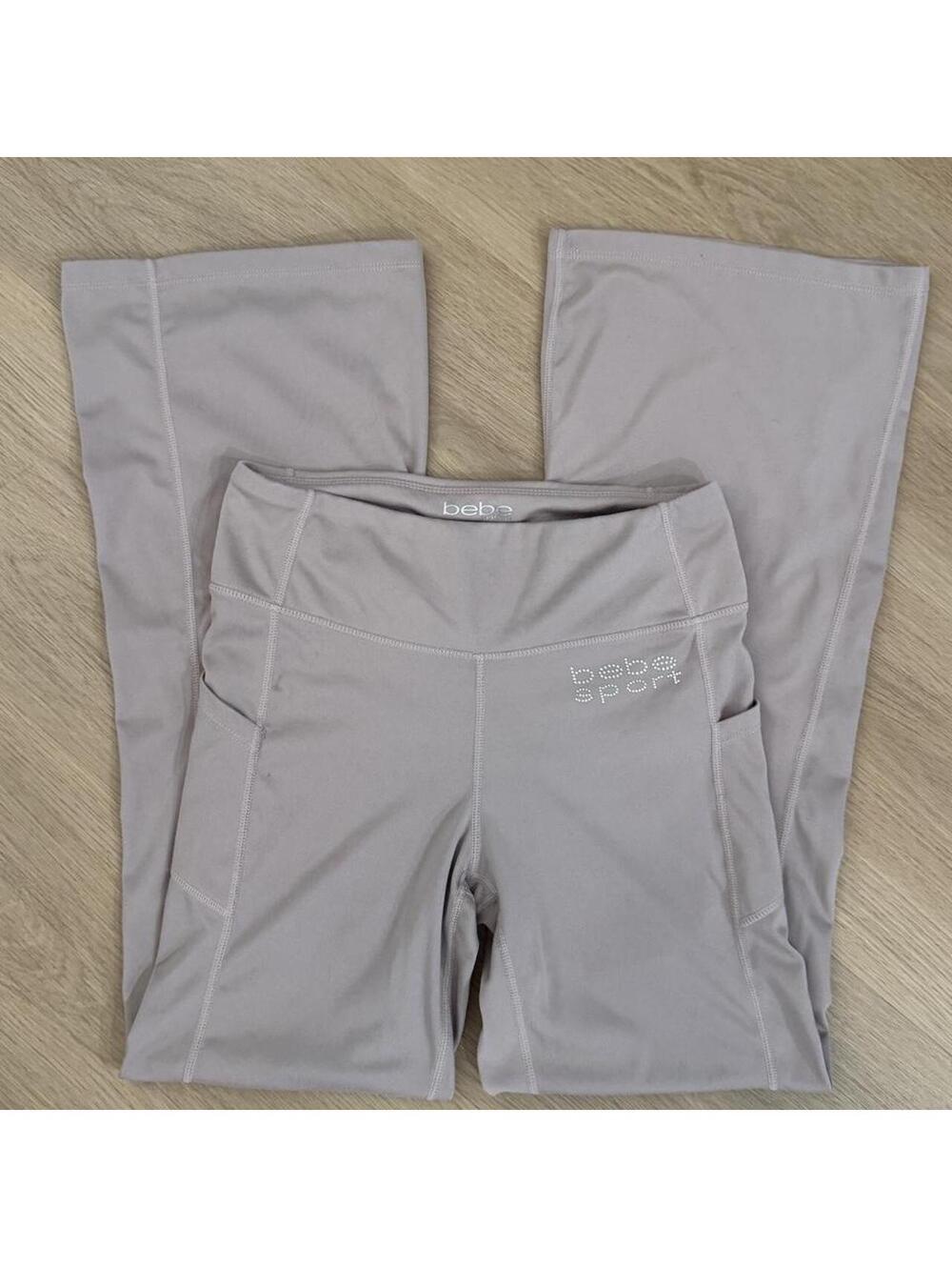 Bebe Sport Women’s Flared Athletic Pants Size Medium Light Taupe